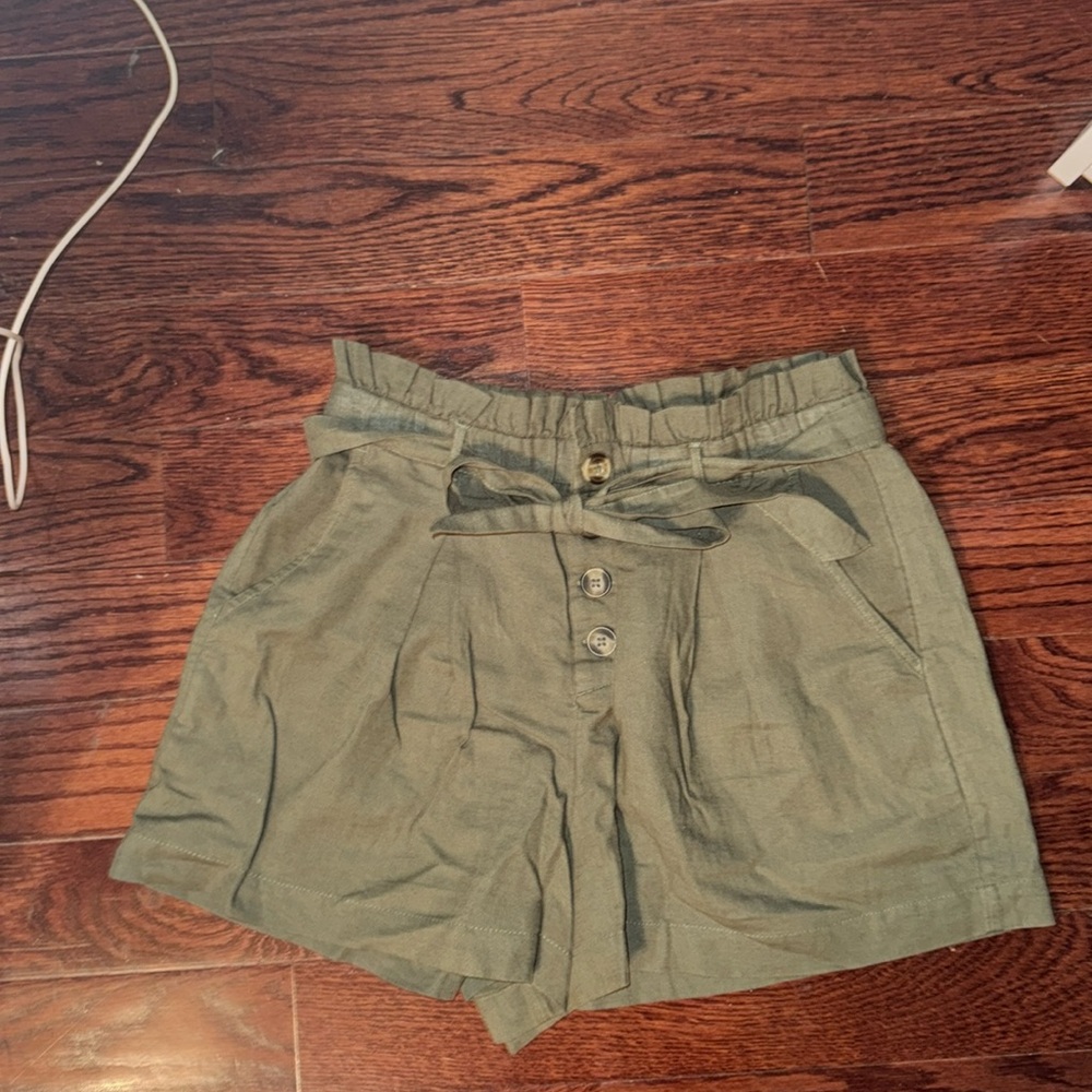 Army Green Paperbag Shorts from American Eagle